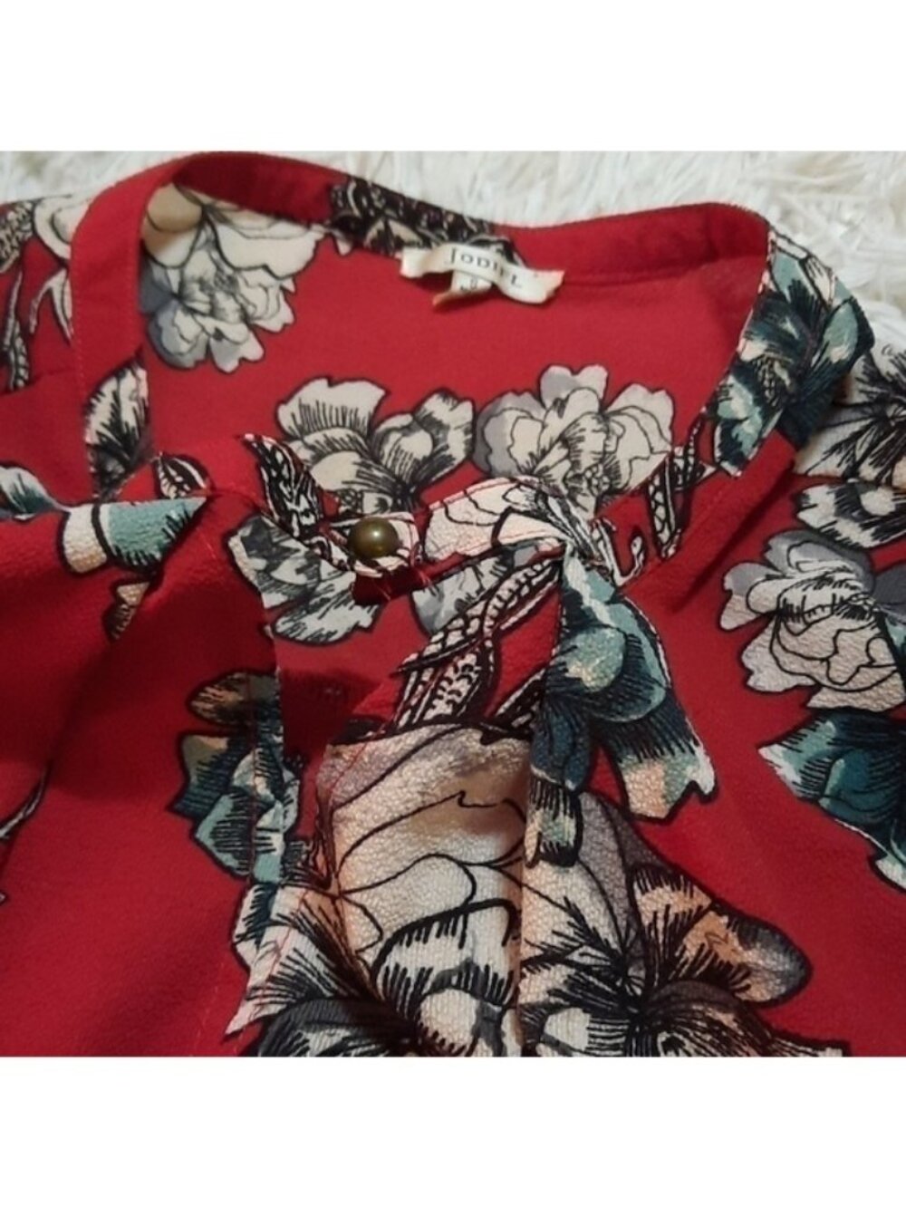 Top - Picture 2 of 2